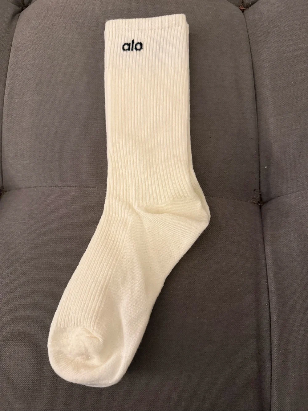 ALO Yoga Cream Ribbed Crew Socks with Black Logo